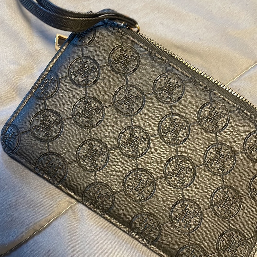 Wristlets - Picture 3 of 3